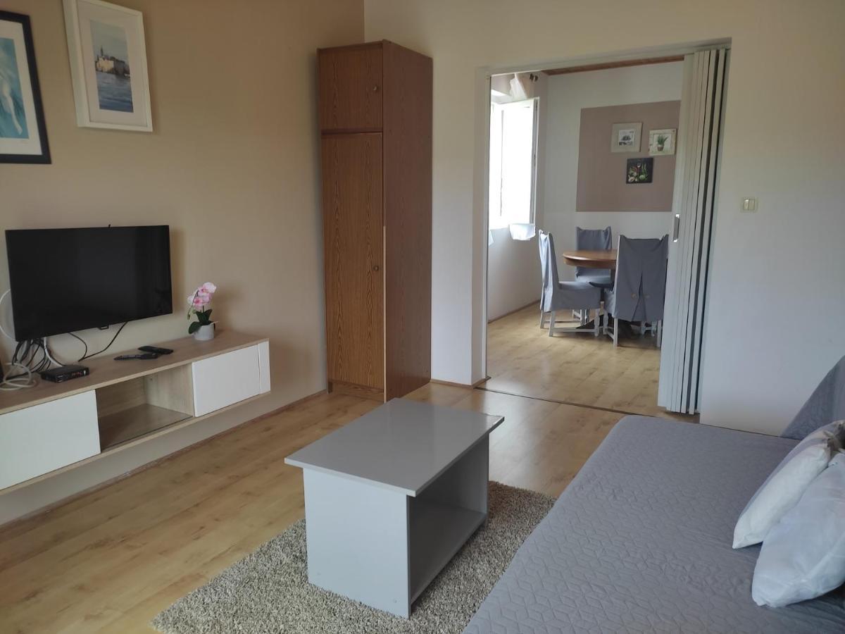 Apartment Arba 1 With Heated Pool Rab Town Extérieur photo