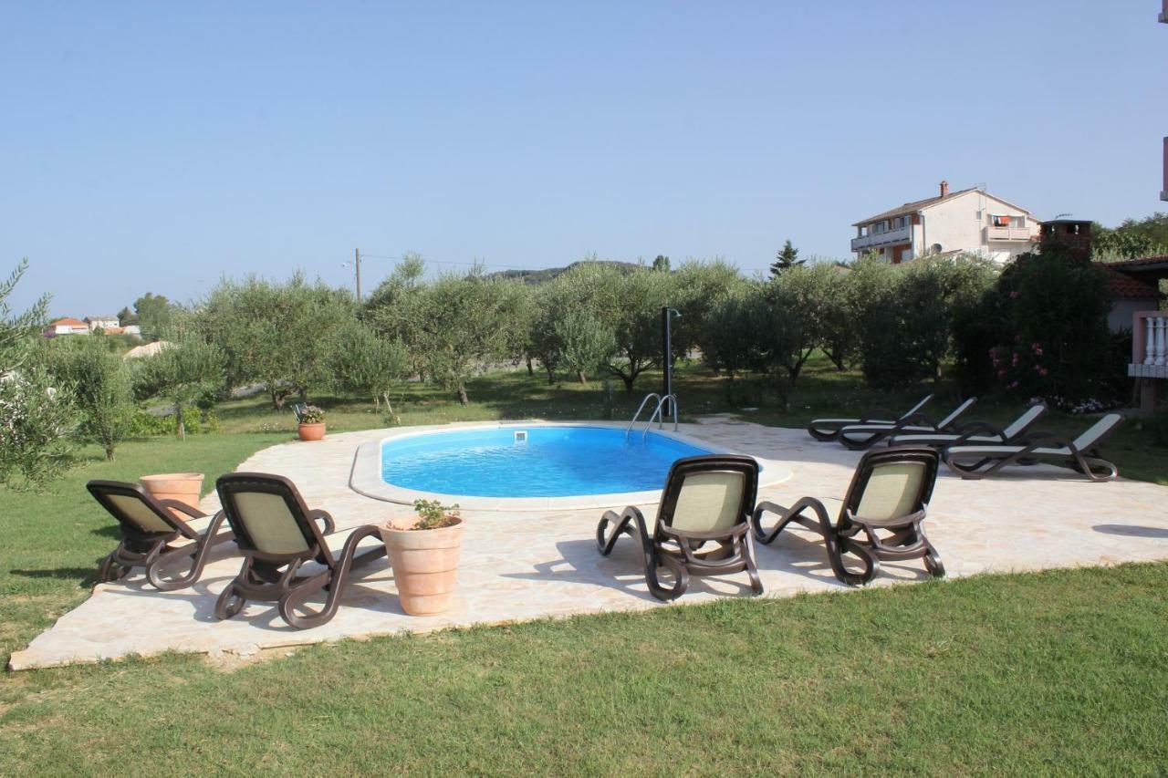 Apartment Arba 1 With Heated Pool Rab Town Extérieur photo