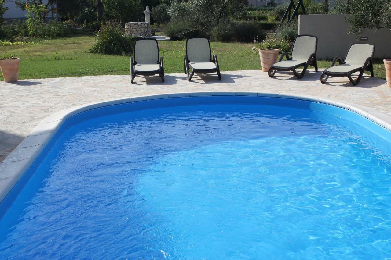 Apartment Arba 1 With Heated Pool Rab Town Extérieur photo